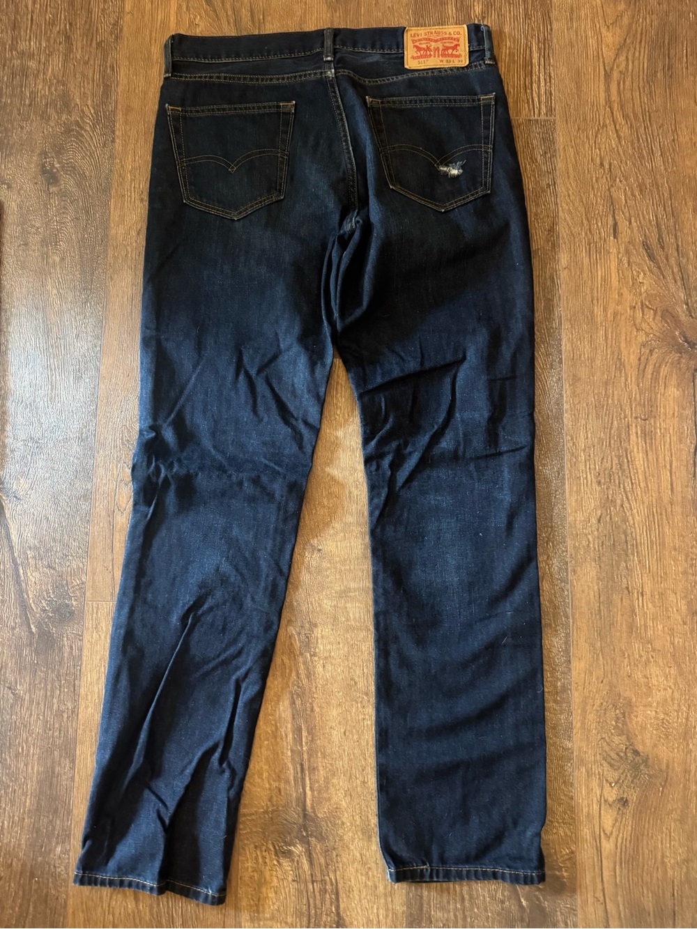 Levi's Men's Straight Jeans in Dark Blue Denim - Picture 4 of 4